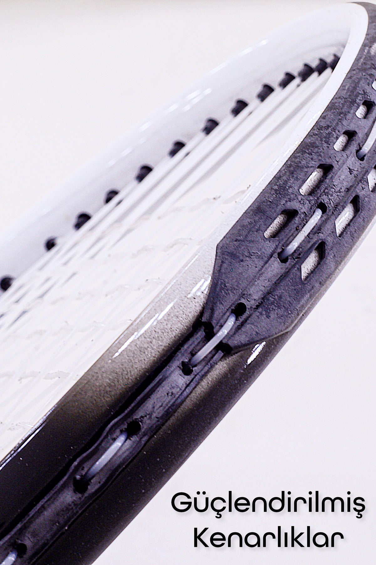 Deluxe 27 İnç Tenis Raketi Çantalı Yetişkin Tennis Racket L2 Grip 68 cm Kırmızı 527