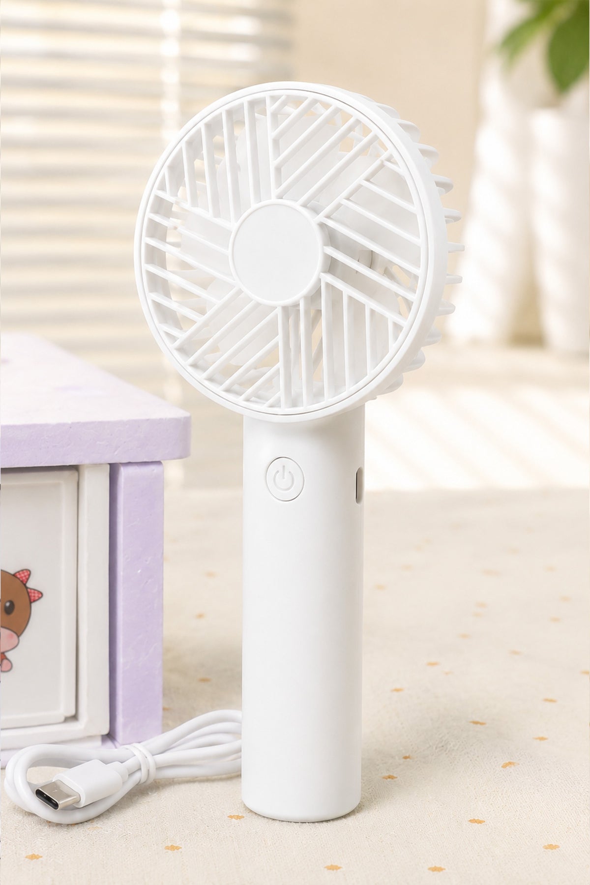 Standlı 3 MOD Şarjlı El Fanı 3 Kademe Seyahat Masaüstü Vantilatör Taşınabilir Mini Fan Beyaz F137